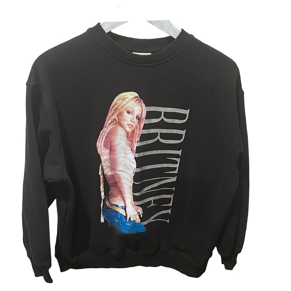 🌙Britney Spears Black Graphic Sweatshirt size M GUC..